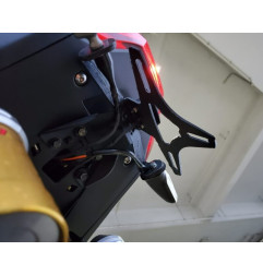 Portamatrículas R&G RACING - LP0302BK