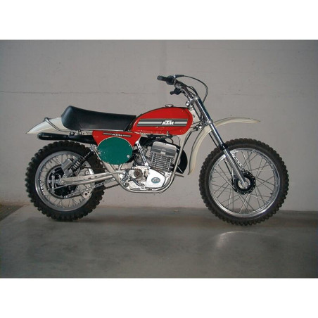 Kit déco TECNOSEL Replica OEM -76 fond blanc pour KTM GS 125, GS 125/6, GS 250 de 1974 à 1976