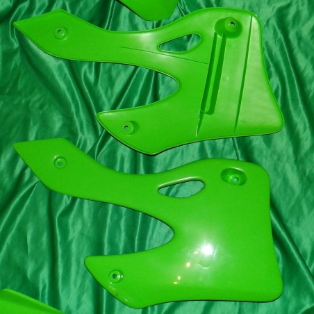 Plastic kit UFO for KAWASAKI KX 125cc and 250cc from 1999 to 2002