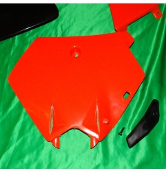 UFO -Kunststoffverkleidungssatz für KTM SX 125, 144, 150, 200, 250, 505, 540, 625 aus dem Jahr 2003