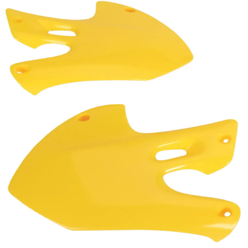 Replacement radiator caps UFO for SUZUKI RM 125 from 1999 to 2000 Replacement radiator caps UFO for SUZUKI RM 125 from 1999 to 2000