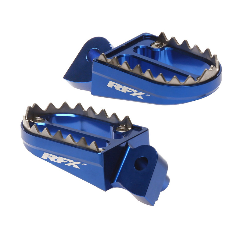 RFX Pro Series Shark Teeth Fußrasten für YAMAHA WRF 250, YZ 125, YZ 250, YZ 85 und FANTIC XE 125, XEF 250, XX 125, XX 250 RFX Pro Series Shark Teeth Fußrasten für YAMAHA WRF 250, YZ 125, YZ 250, YZ 85 und FANTIC XE 125, XEF 250, XX 125, XX 250