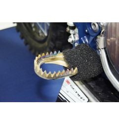 SCAR Titan-Fußrasten selbstreinigend für KTM XC 250, XC 300, HUSQVARNA FC 250, FC 350 und GAS GAS EC 250, MC 85 2016-2024
