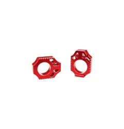 SCAR Axle Blocks - Red for HONDA CRF 250, CRF 250 X, CRF 450, CRF 450 RX ENDURO, CRF 450 X 2002-2027