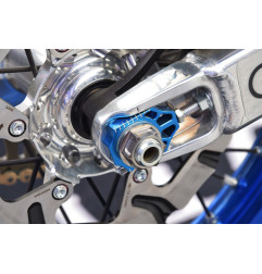 SCAR Kettenspanner - Blau für YAMAHA WRF 250, WRF 450, YZ 125, YZ 250, YZF 250 und FANTIC XE 125, XX 125, XX 250 2002-2027