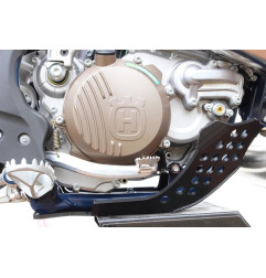Cubrecárter AXP GP negro para KTM SX 250, XC 250, XC 300, HUSQVARNA TC 250, TX 300 y GAS GAS EX 300 de 2019 a 2023