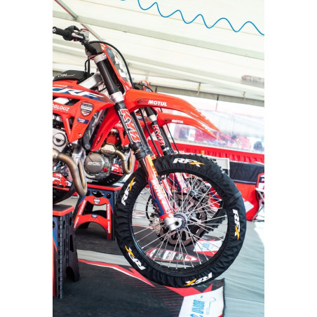 Fundas de neumático RFX - 21” & 19”/18” para HUSQVARNA WR 250, HONDA CR 250, GAS GAS EC 250 y KTM EXC 250 de 1974 a 2027