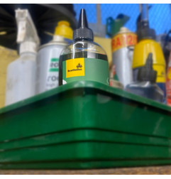 SCOTTOILER Biodegradable Green Lubricant For Chain Lubrication Systems - 250ml bottle