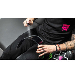 MUC-OFF cleaner