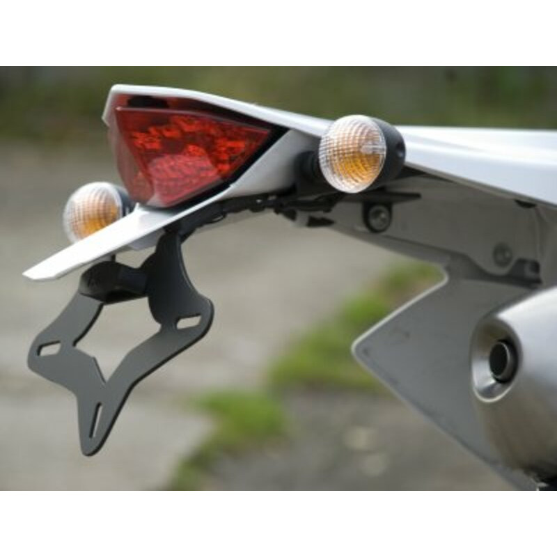 R&G RACING Kennzeichenhalter inkl. Kennzeichenbeleuchtung für HUSQVARNA SMR 630, SMS 125, TE 125 2001-2014 R&G RACING Kennzeichenhalter inkl. Kennzeichenbeleuchtung für HUSQVARNA SMR 630, SMS 125, TE 125 2001-2014