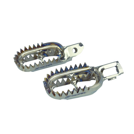 Repose-pieds SCAR Gripper - Titane pour KTM SX 125, SX 250, HUSQVARNA FC 250, FC 350 et GAS GAS EC 300, ECF 350 de 2023 à 2027